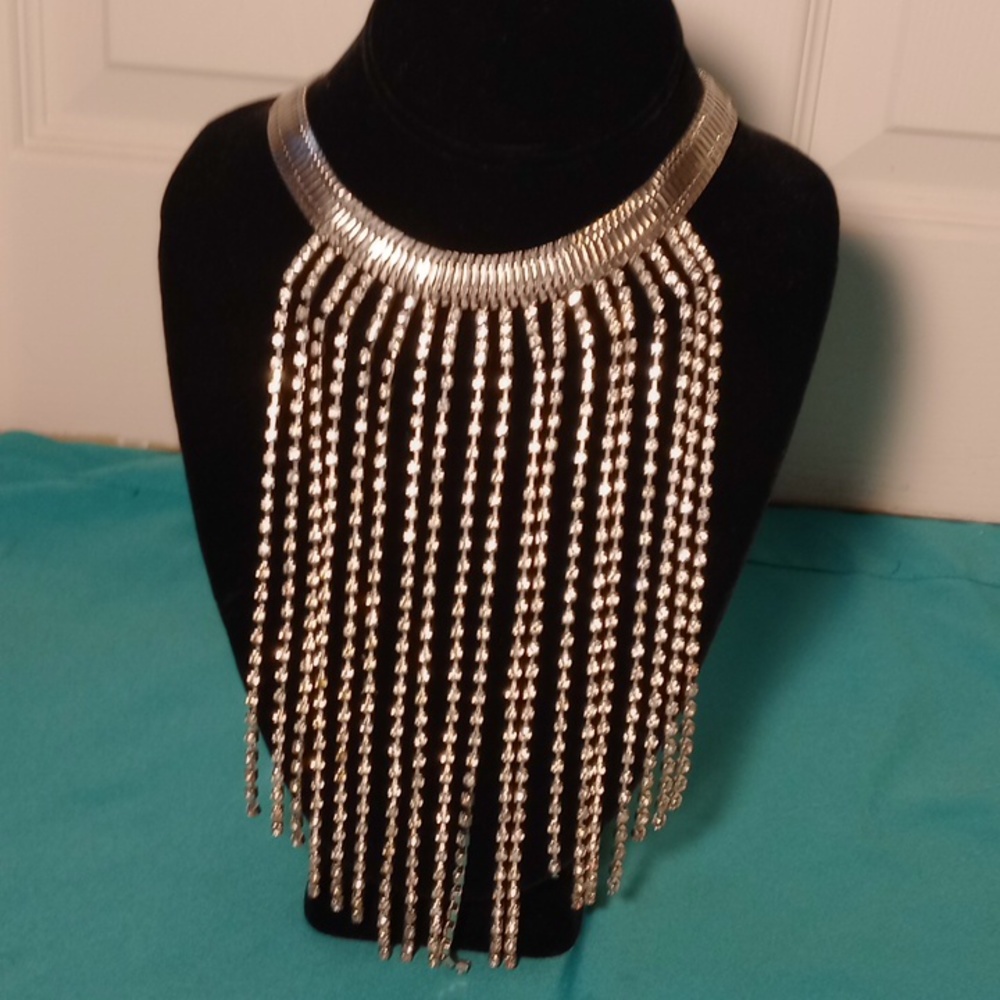 BEAUTIFUL RHINESTONE LAYERED CHAIN NECKLACE
